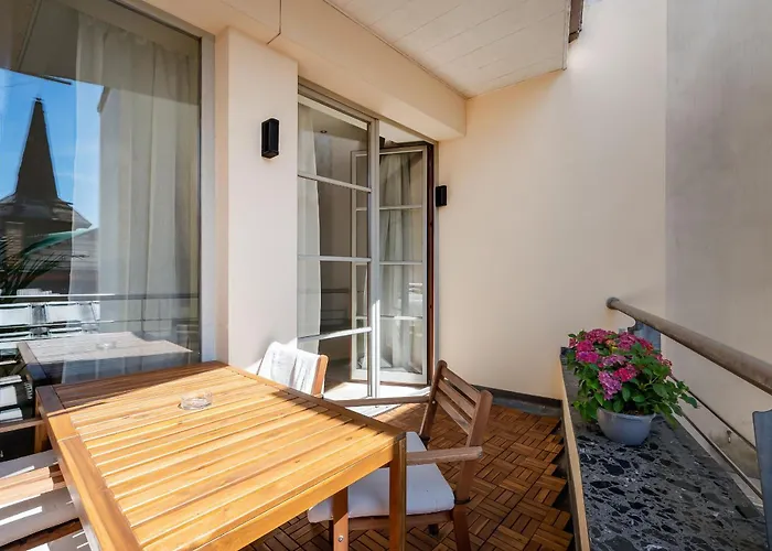 Dzīvoklis 3-story Penthouse In Old Riga