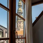 3-story Penthouse In Old *