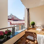 3-story Penthouse In Old