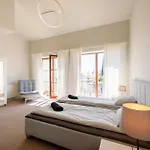 3-story Penthouse In Old