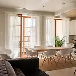 Apartman 3-story Penthouse In Old