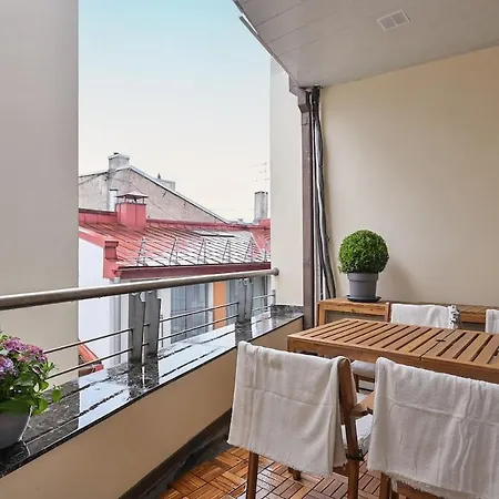 3-story Penthouse In Old