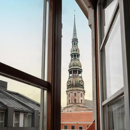 3-story Penthouse In Old *
