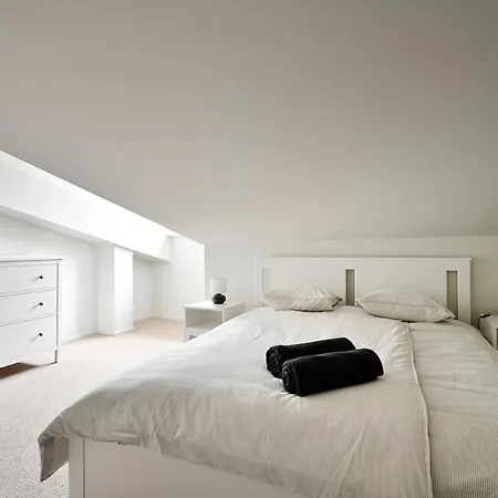 3-story Penthouse In Old *